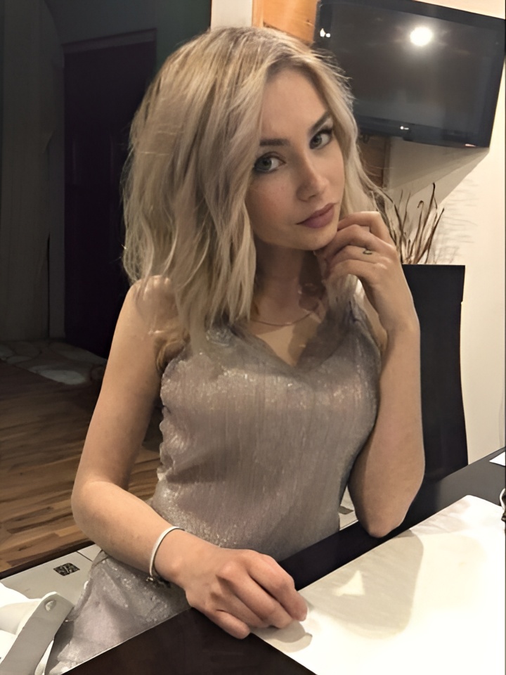 Ульяна привлекальеная девушка из Черкесска цена от 2500 руб