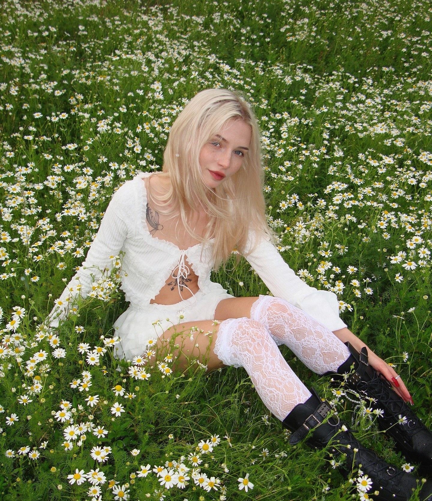 Ханна привлекальеная девушка из Черкесска цена от 7000 руб