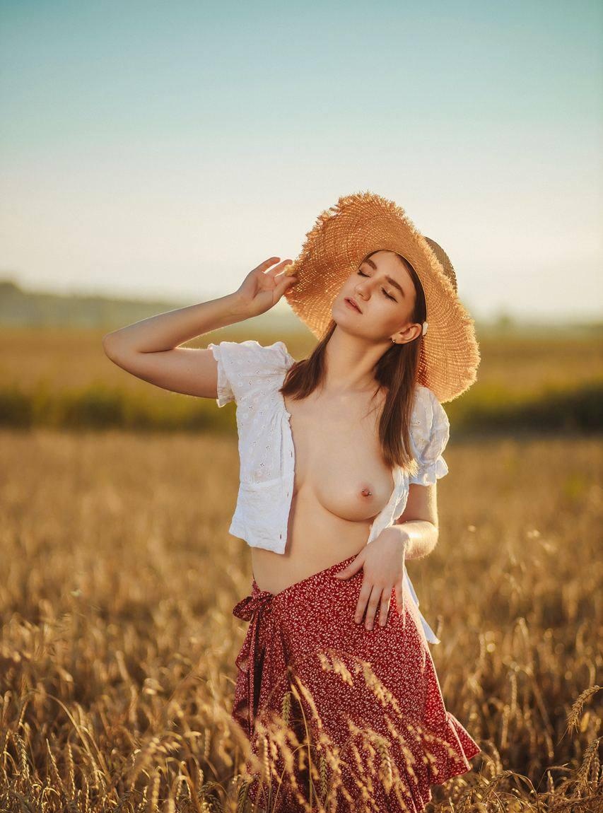 Анастасия привлекальеная девушка из Черкесска цена от 8000 руб