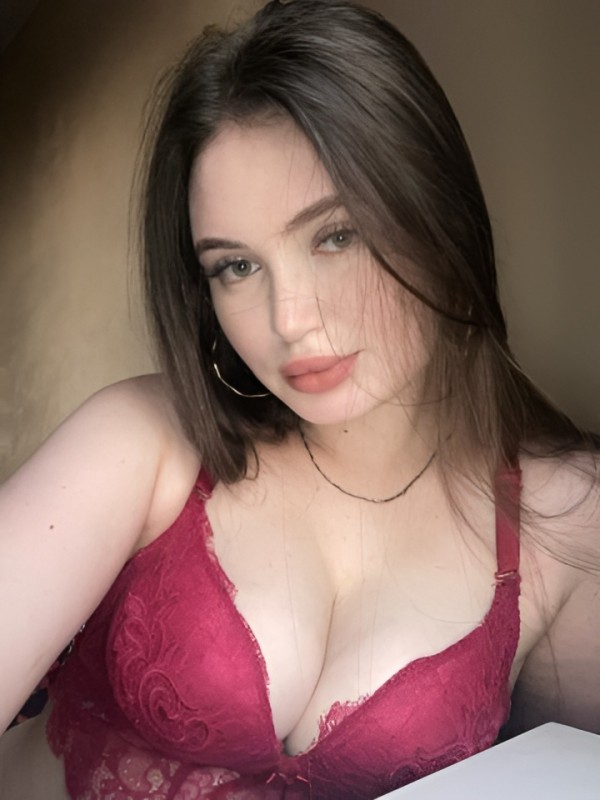 Майя привлекательная девушка из Черкесска цена от 3000 руб