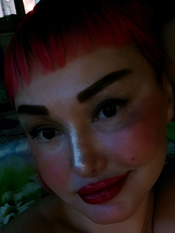 Викуля привлекательная девушка из Черкесска цена от 2500 руб