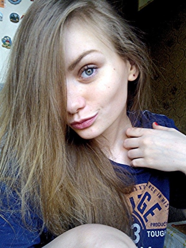 Лора привлекательная девушка из Черкесска цена от 3500 руб