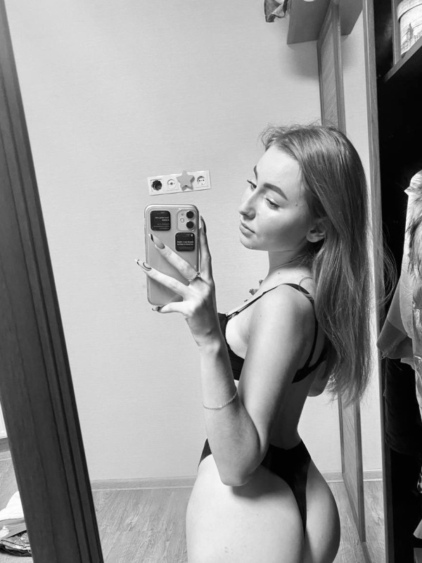 Настя привлекательная девушка из Черкесска цена от 3000 руб