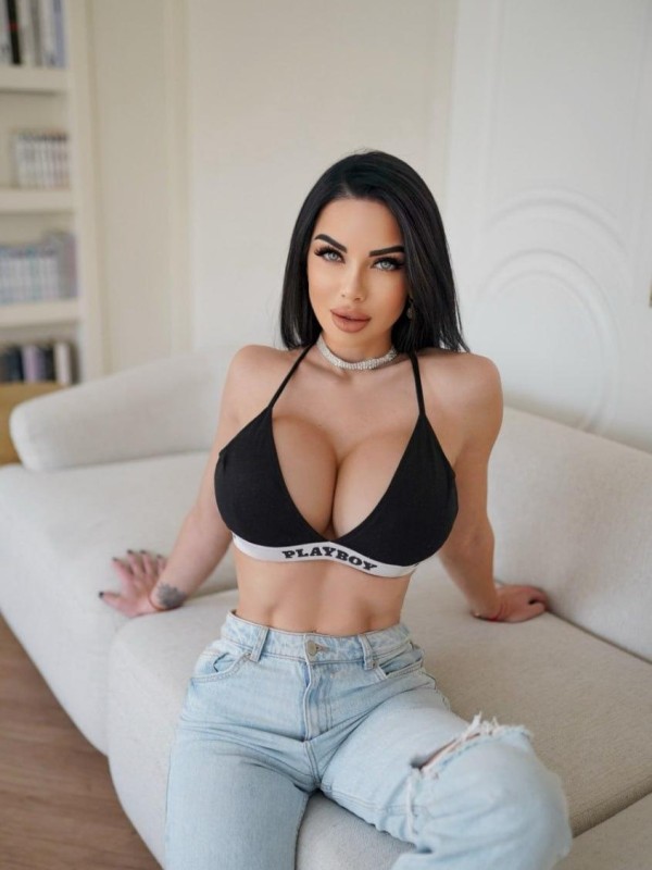 Ника привлекательная девушка из Черкесска цена от 7000 руб